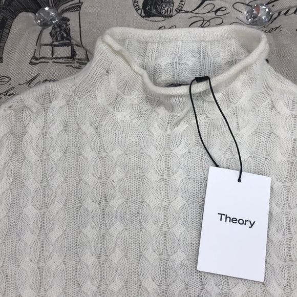 💥 Theory Mock Neck Cable Knit Cashmere Sweater - Picture 5 of 9